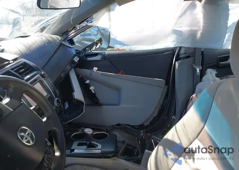 2013 Toyota Camry Le z USA, uszkodzony, nr VIN 4T1BF1FK5DU721737